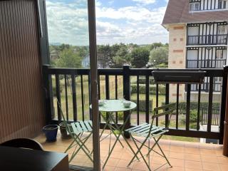 Appartement 2 pièces avec balcon, ascenseur, cuisine équipée - Cabourg - FR-1-487-340 - Cabourg - 2
