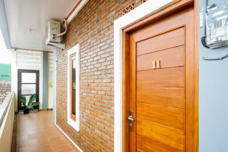 Urbanview Hotel Telu Wolu Monjali by RedDoorz - 6