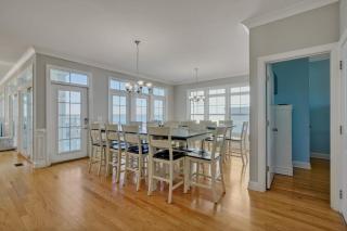7 Palms - Oak Island - 3