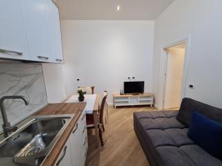 Arial Trinity Suites - Vlorë - 7