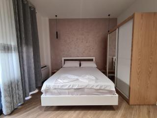 Arial Trinity Suites - Vlorë - 9