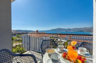 Island Resort Mihaela - Happy Rentals - Okrug Gornji - 0