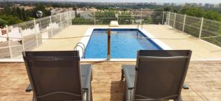 Chalet con piscina comunitaria y vistas al castillo en Peñiscola-3 terrazas-WIFI-parking - 0
