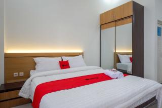 RedDoorz near Terminal Tirtonadi 2 - 9