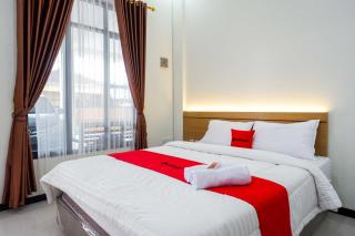 RedDoorz near Terminal Tirtonadi 2 - 1