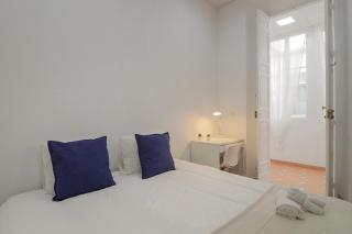 C67 - Shiny 6 Bedrooms in Plaza de la Merced - Málaga - 3