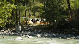 Himtrek Riverside Camps, Kasol - 1