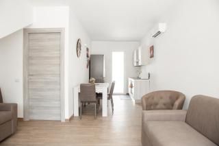 Pula Residence - Via Delle Rose - Pula - 0