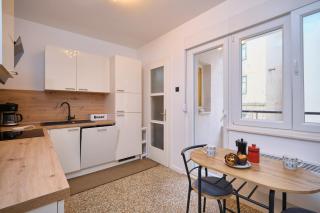 Bacci Central 2-Bedroom Apartment by Litto - 0