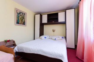 Apartments Tugomila - Banjol - 4