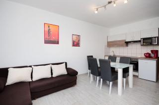 Apartments Toni - Banjol - 5