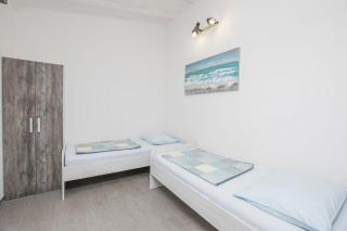 Apartments Mira - Privlaka - 3