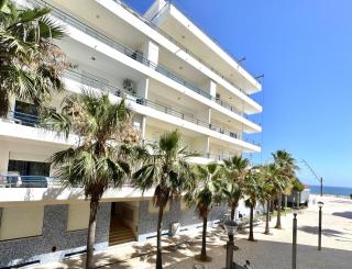 Beachside Apartment - With Pool by HD PROPERTIES - Quarteira - 0