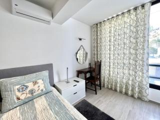 Beachside Apartment - With Pool by HD PROPERTIES - Quarteira - 5
