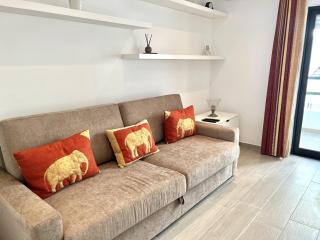 Beachside Apartment - With Pool by HD PROPERTIES - Quarteira - 4