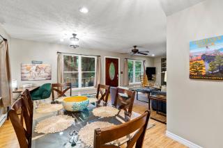 Chimney Rock Chalet Near Lake Lure! - 8