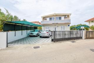 Apartment Kucinic - Rogoznica - 0