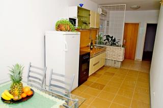 Apartments Mara - Klek - 8