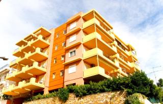 Dolphins Apartments - 1
