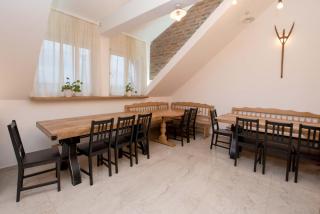 SOBE NA FARMI - - 5