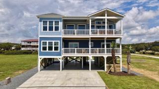A Perfect Landing - Oak Island - 2