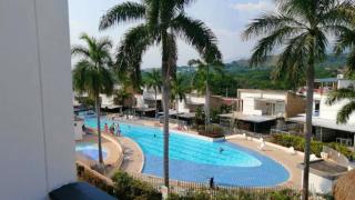CASA VACACIONAL CON PISCINAS EN SAN JERONIMO - CIUDADELA PREMIUm - Medellín - 9