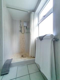 Rose Self Catering - Beau Vallon - 3