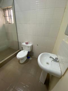 Gio&Gee Hotel and Apartments - Benin City - 5
