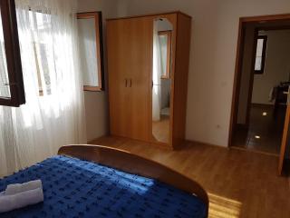 Apartment Lavcevic - Vrboska - 4