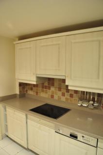 AU CHAMPS ELYSÉES - 7