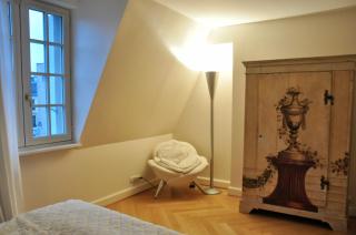 AU CHAMPS ELYSÉES - 6