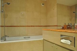 AU CHAMPS ELYSÉES - 4