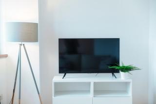 Bird's Eye View - by MyHomeInComo - 4