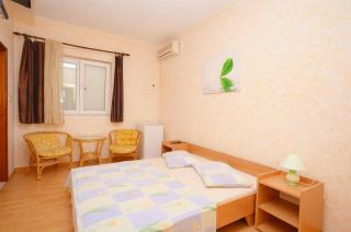 Apartment and Rooms Ivana - Tribunj - 5