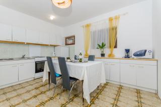Apartments Bee Maja - Trogir - 6