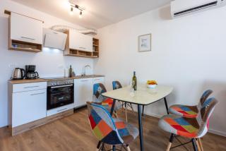 Luxury Apartments Lovorka 1 & 2**** - 3