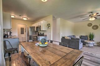 Branson Home with Patio and Fire Pit 7 Mi to Downtown - Branson - 5
