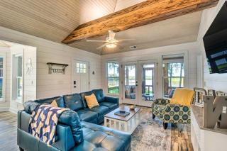 Private Dock and Fire Pit Riverfront Darien Cottage - Darien - 5