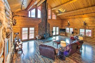 Stunning Mountain-View Ranch on 132 Acres! - 7