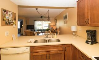 Ocean Village Club F16 - 6