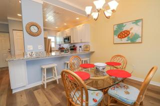 Ocean Village Club R35 - 6
