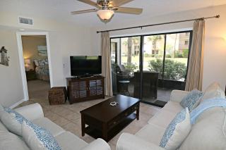 Ocean Village Club H14 - 9