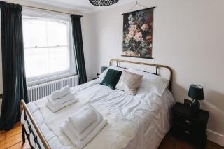 Stunning 5 bedroom period property by the sea - 6