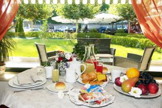 Fashion Hotel - Valmontone - 8