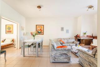Casa Nebari Seaside Retreats - Fully Equipped, Ideal Spot - 5