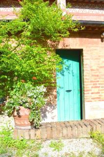 Comfortable Apartment in Fabriano, 35 m² with Shared Pool - 2