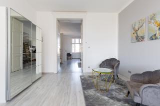 Designer Apartment on the Budapest Broadway with 2BR and AC - Budapest - 4