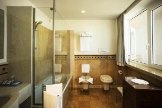 City Hotel - 5