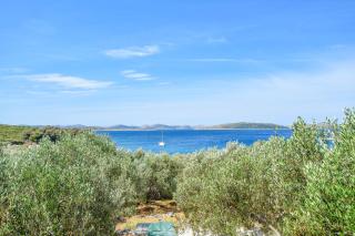 House Jure - Tkon - 2