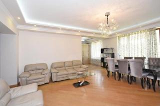 Kievyan street, 3 bedrooms Modern, New Euro Renovated House AR231 - 9